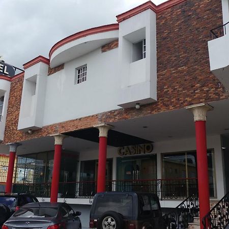 Hotel & Restaurante Flamboyan Salvaleón de Higüey Esterno foto