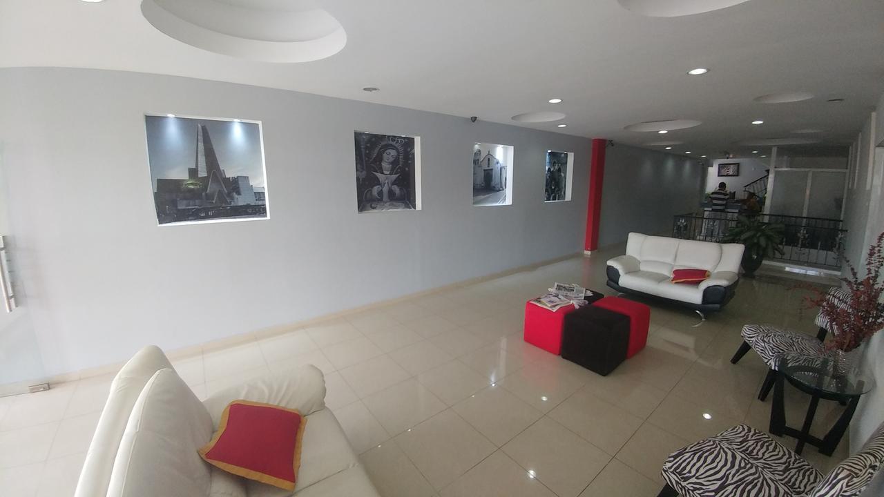 Hotel & Restaurante Flamboyan Salvaleón de Higüey Esterno foto